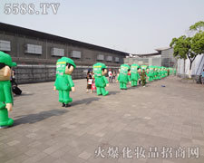 ��ͨ��ģչʾ���˻��˵Ą�(chu��ng)���ǻ�